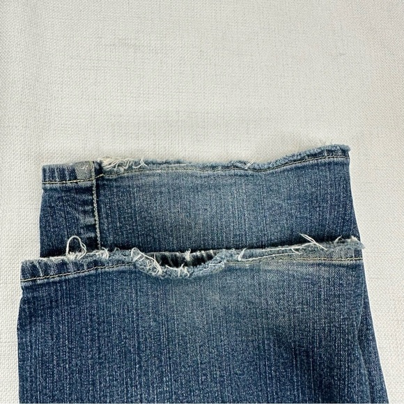 Vintage Y2K Lucky Brand Size 38 x 33.5 Destroyed Distressed Bootcut Jeans - Picture 10 of 15